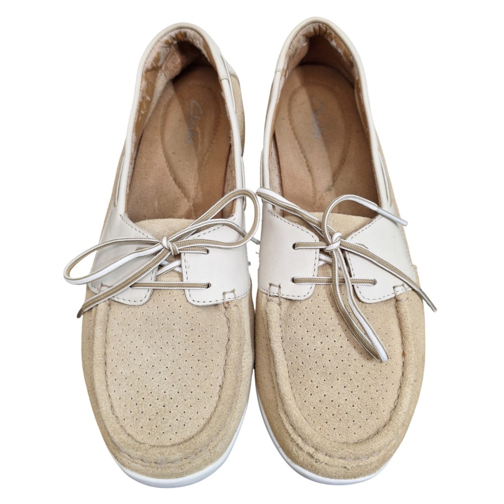 Clarks Women's Size 10 M Tan Suede Cream Leather Boat Shoes Loafers Moc Toe